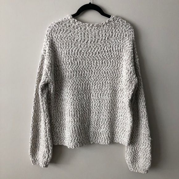 *SOLD* Kaisely Grey White Ovesized Chunky Knit Sweater - Picture 6 of 6